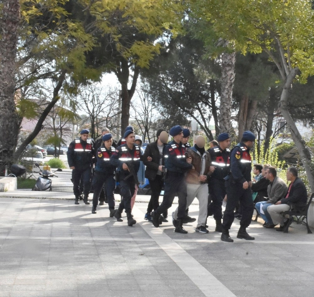 Fetöden İhraç Eski Asker Baba-Oğul Yakalandı