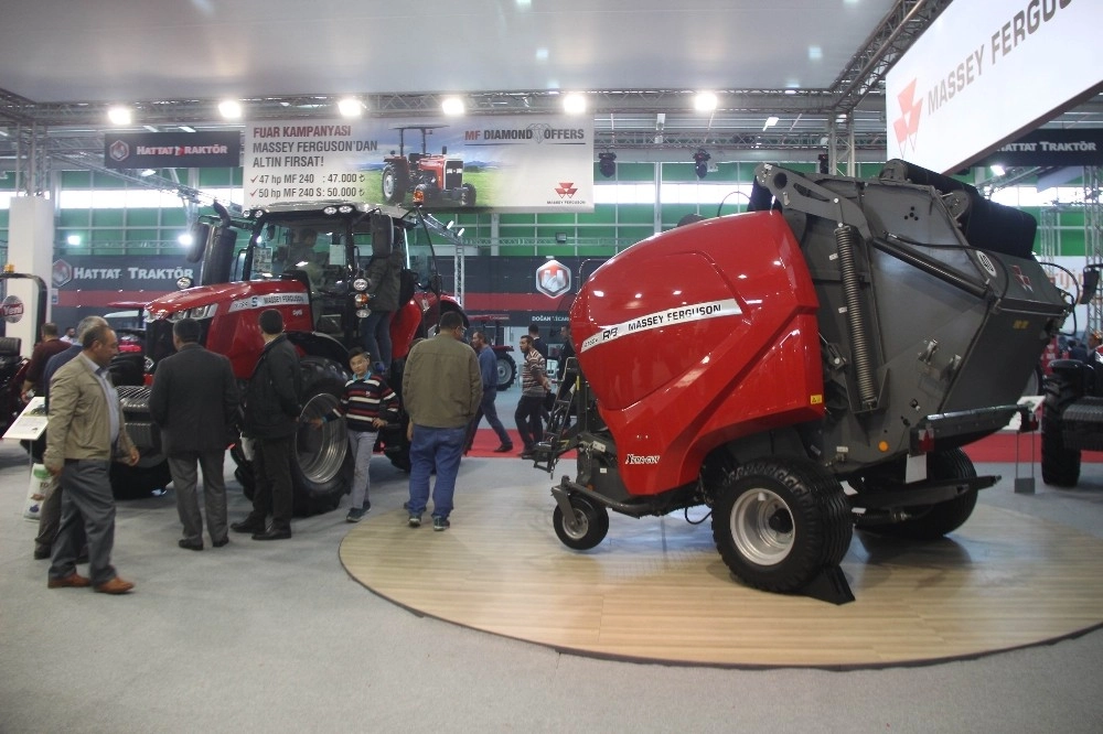 Agco, Yeni Balya Makinesi Ve Ödüllü Traktör Serisiyle Konya Tarım Fuarında