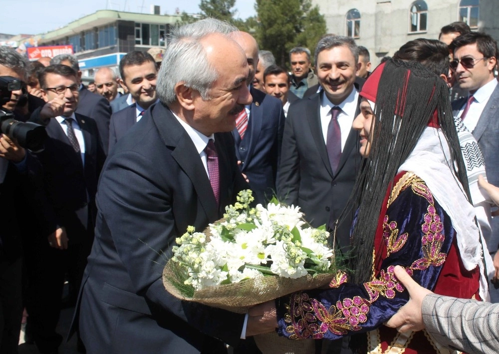 İçişleri Bakan Yardımcısı Mehmet Ersoy, Kozluk İlçesini Ziyaret Etti