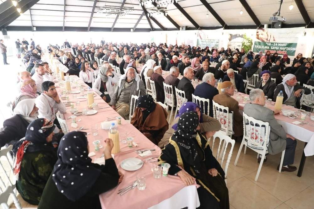 Şanlıurfada Yaşlılara Saygı Haftası Etkinliği Düzenlendi