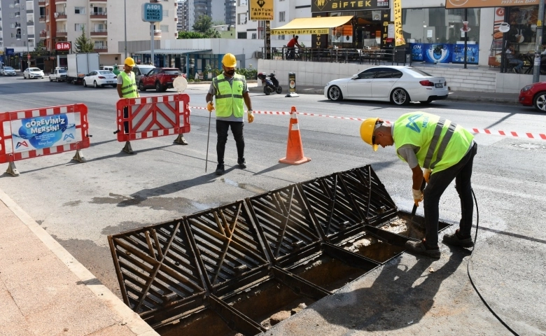 Mersin’de yoğun yağışlara karşı MESKİ önlem alıyor