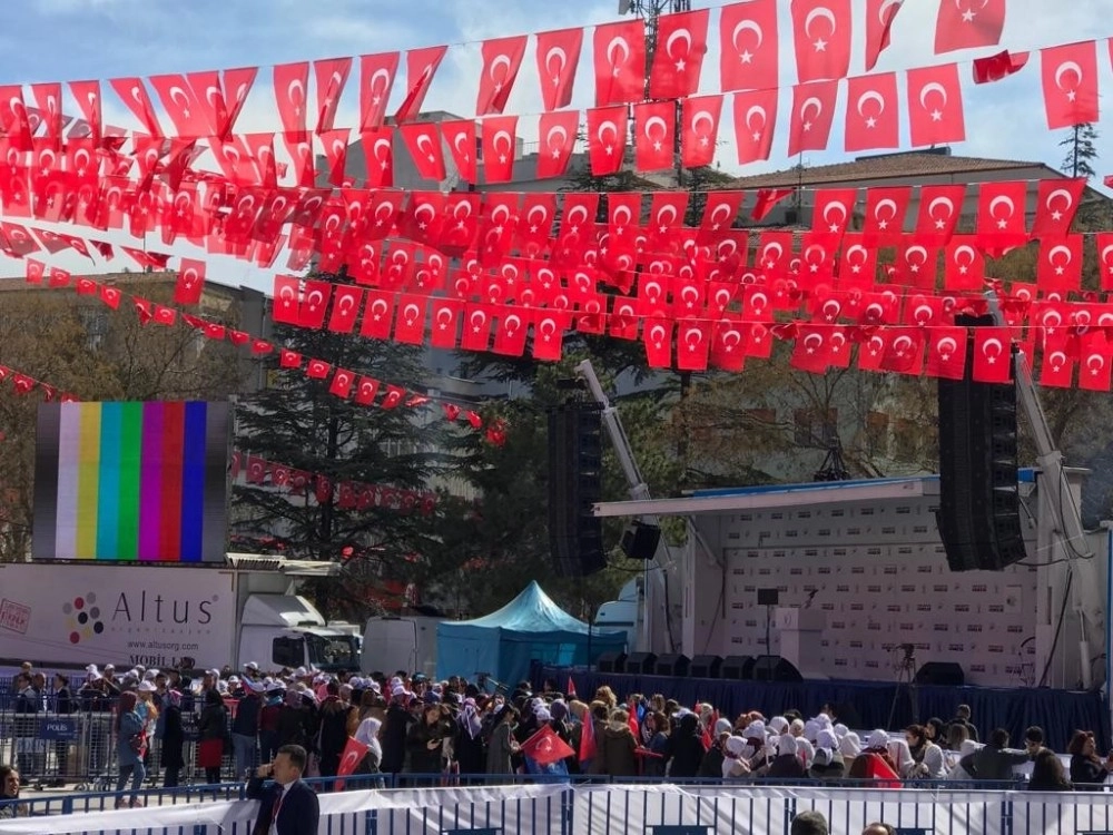 Eskişehirliler Cumhurbaşkanı Erdoğanı Bekliyor