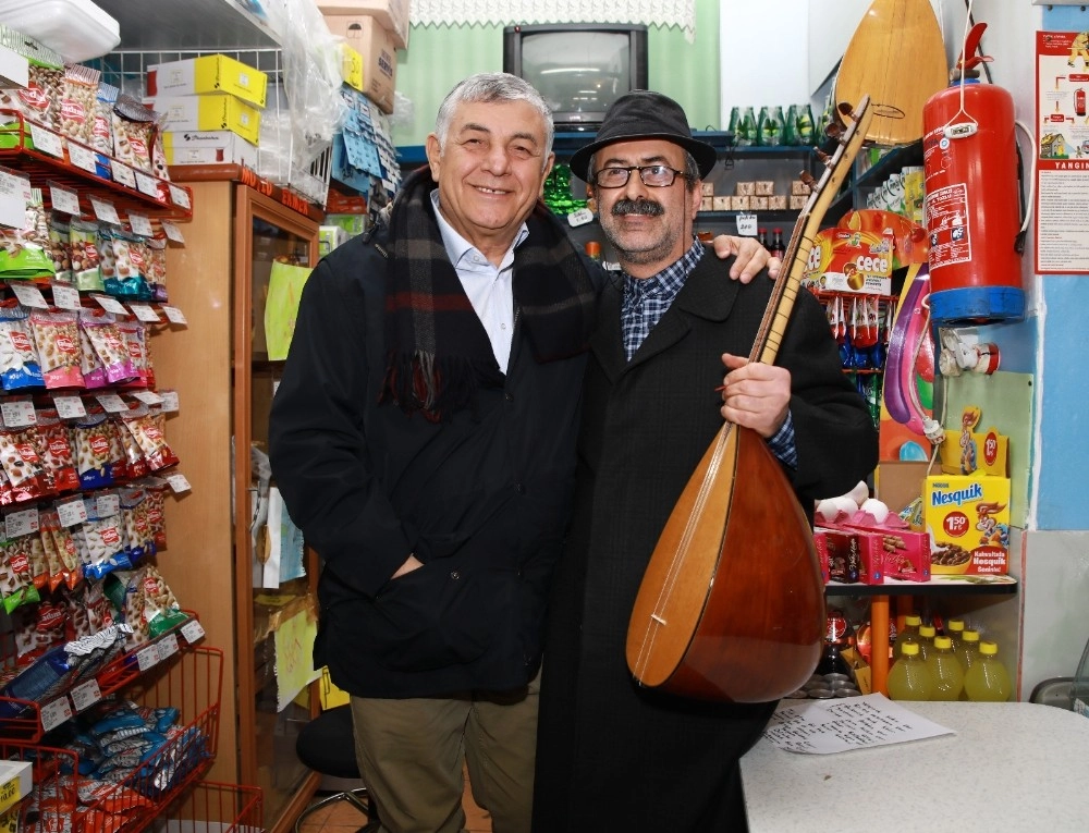 Sarıyer Belediye Başkanı Gençe Esnaftan Sazlı Sözlü Türkü