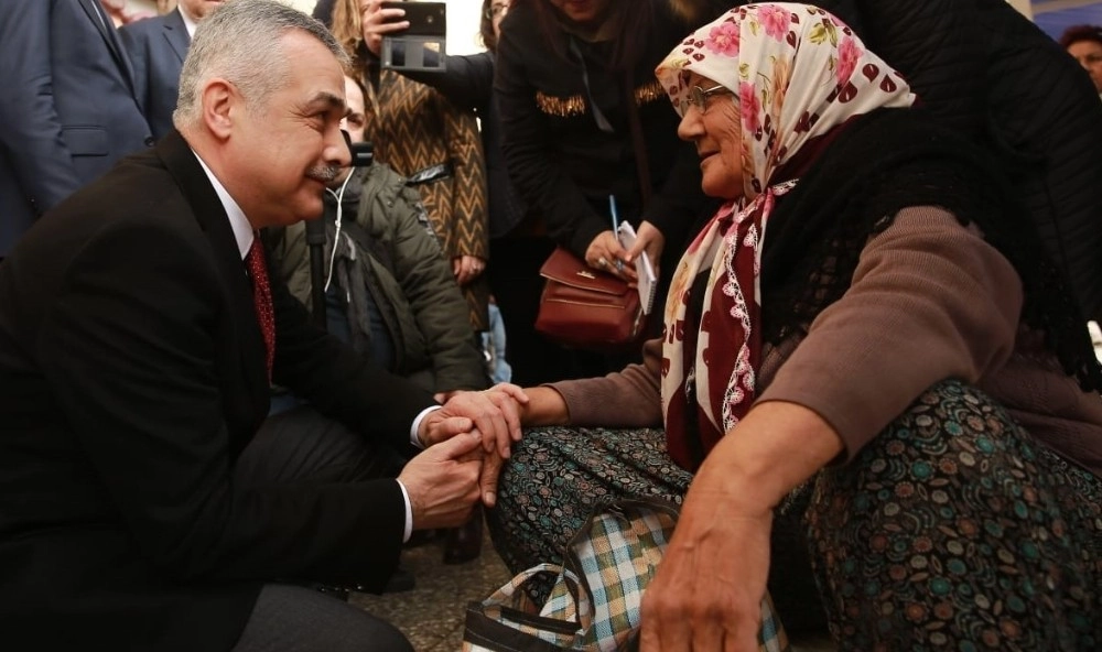 Mustafa Savaş, “Seçimi Kaybetme Korkusuna Kapıldılar”