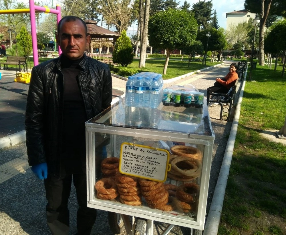 Ekmek Teknesini Çaldılar, Hırsız Durumuna Düştü