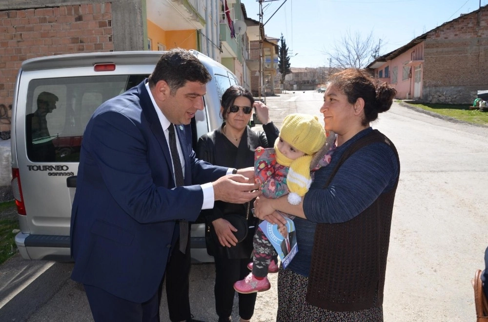 İyi Partili Parlak, Cemal Gürsel Mahallesini Ziyaret Etti