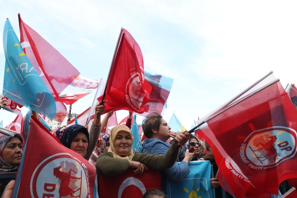 İyi Parti Genel Başkanı Akşener, Mersinde Konuştu