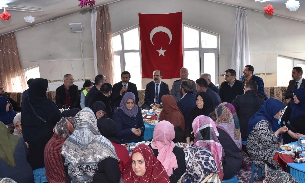 Başkan Altay, Doğanlar Mahallesi Sakinleriyle Buluştu