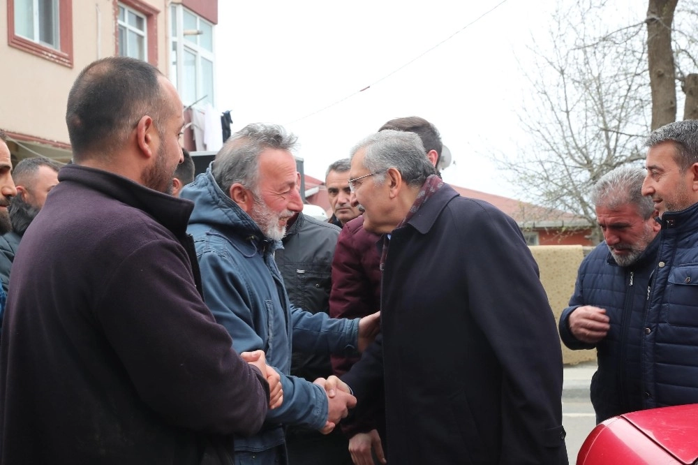 Vatandaştan Beykoz Adayı Aydına, “Sizi Başkan Yapacağız” Sözü