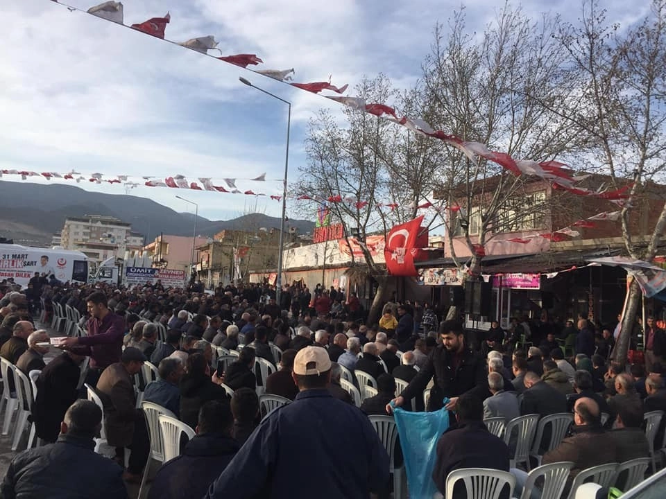 Nurdağında Muhsin Yazıcıoğlu Ve Arkadaşları İçin Mevlit Okutuldu