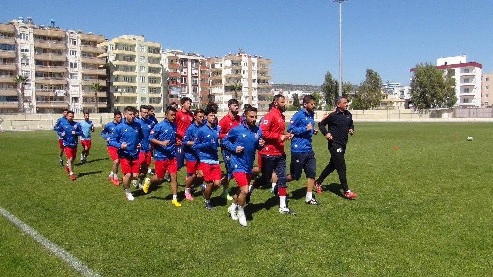 Türkiye Liglerindeki Tek Namağlup Takım Medcem Silifke Belediyespor