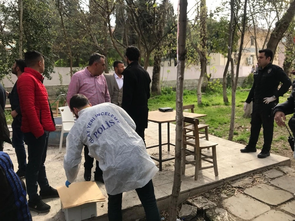 Saadet Partisinin Seçim Bürosuna Saldırı