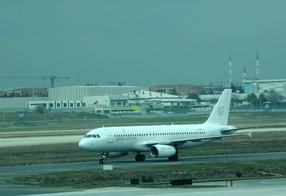 Kabin Basıncı Düşen Litvanya Uçağı İstanbula İniş Yaptı