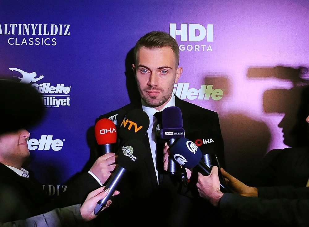 Mert Günok: “Milli Takımda Güzel Bir Oluşum Var”