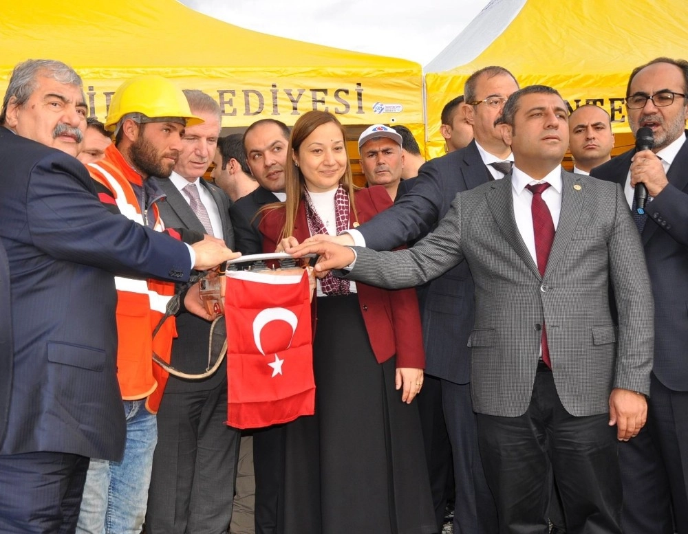 İslahiye Abdulkadir Konukoğlu Camisinin Temeli Atıldı