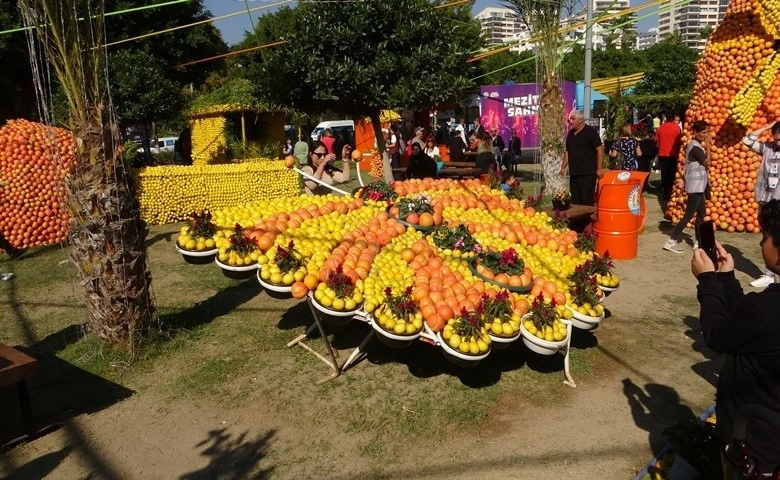 Mersin Uluslararası Narenciye Festivali başladı