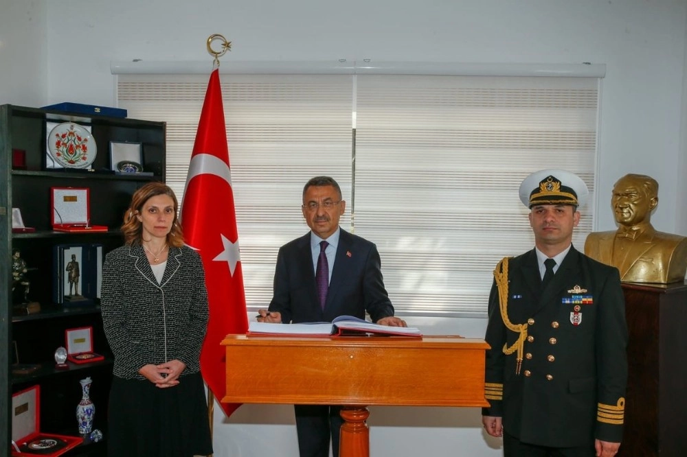 Cumhurbaşkanı Yardımcısı Oktay, Romanya Başbakanı Dancila İle Bir Araya Geldi