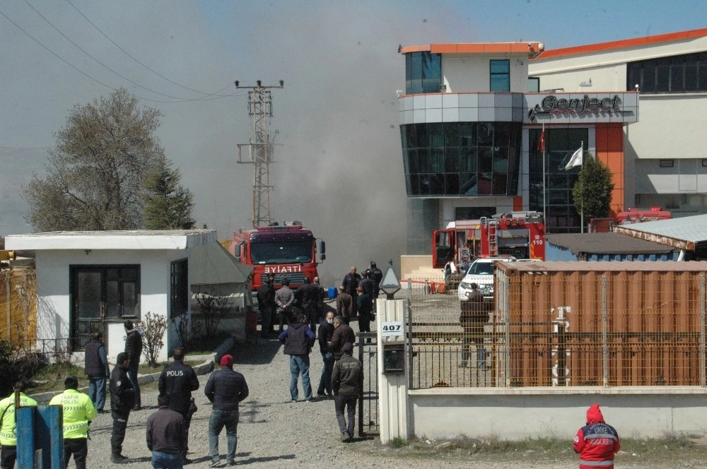 Başkentte Fabrika Yangını