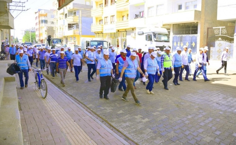 Ceylanpınar'da  300 personelle temizlik seferberliği