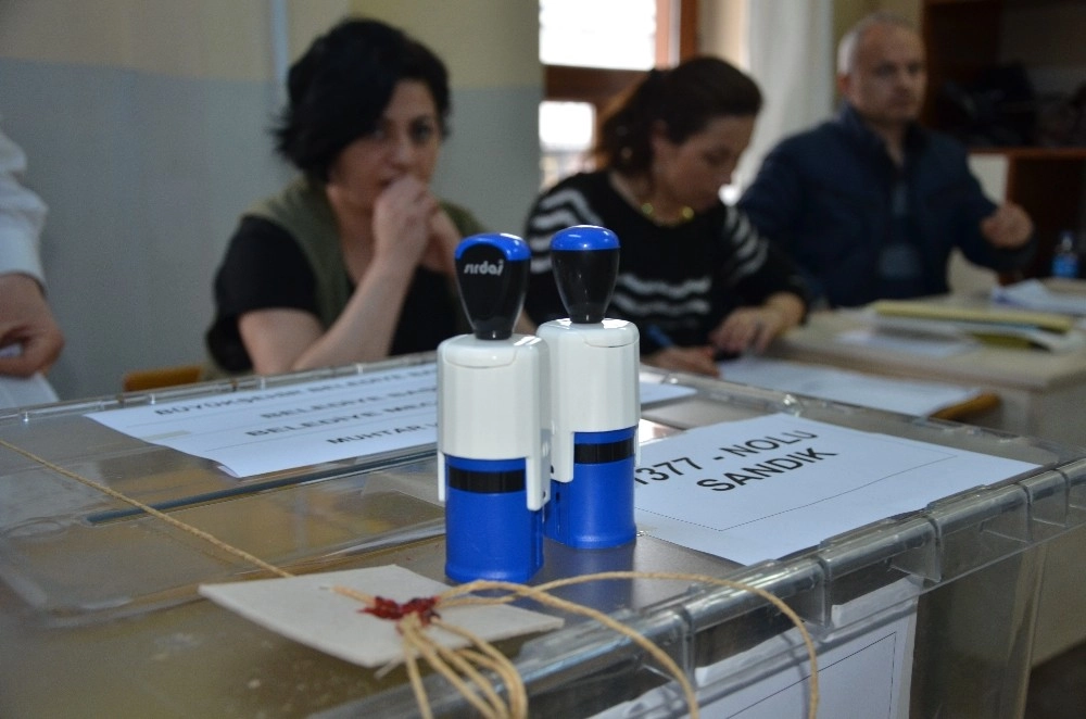 Ülkenin Doğusunda Sandıklar Kapandı, Oy Sayma İşlemi Başladı