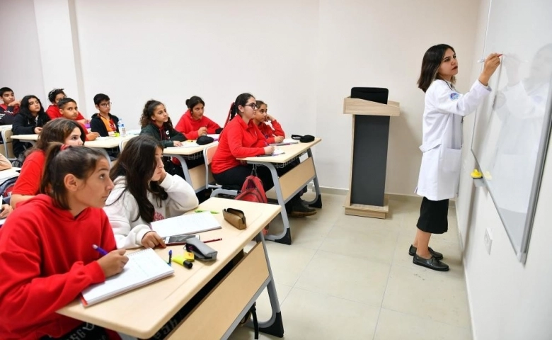 Mersin'de kurs merkezleri çoğalıyor