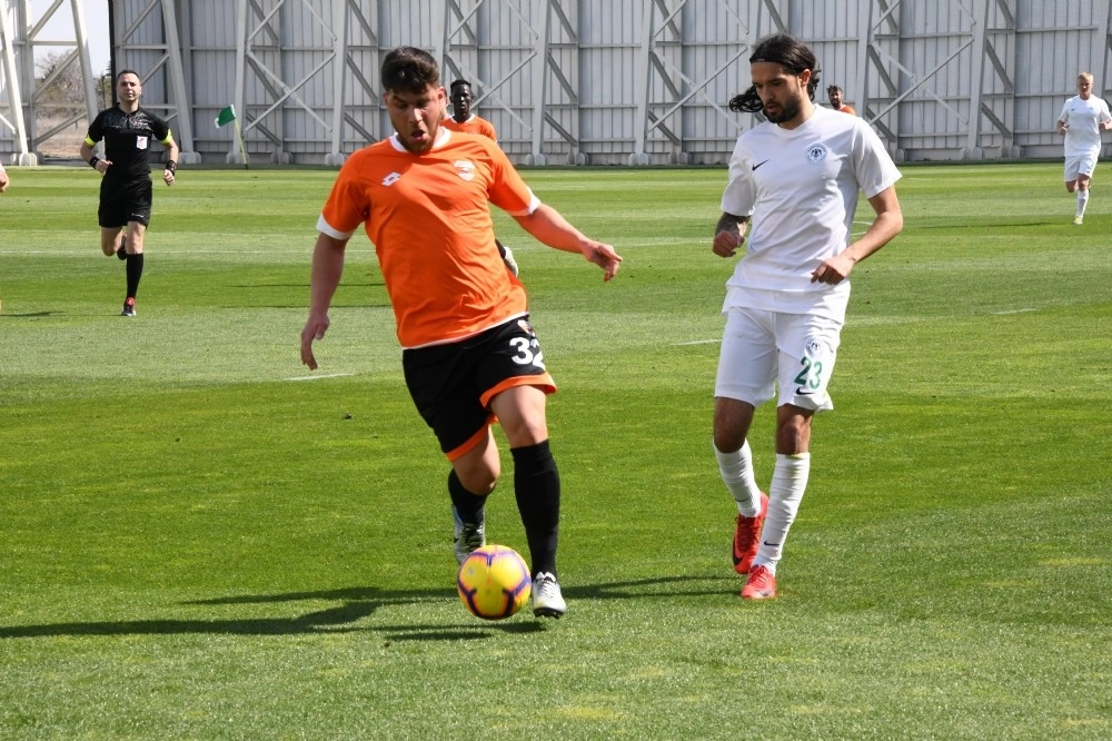 Atiker Konyaspor Hazırlık Maçında Adanasporu 2-1 Mağlup Etti