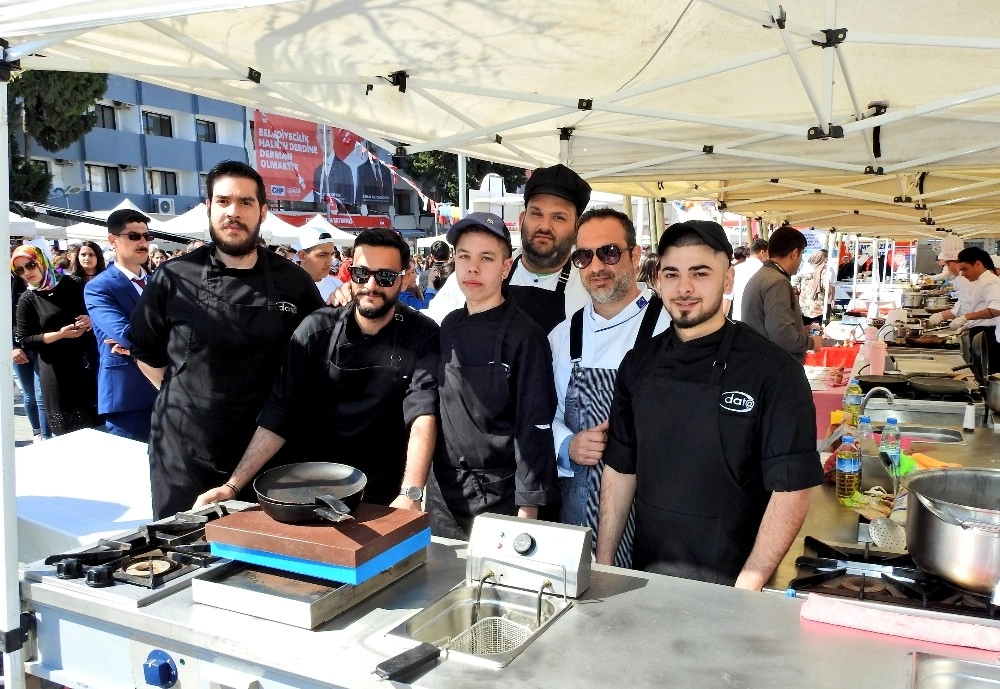 Çeşmedeki Genç Turizmciler Yarışmasına Komşu Da Geldi