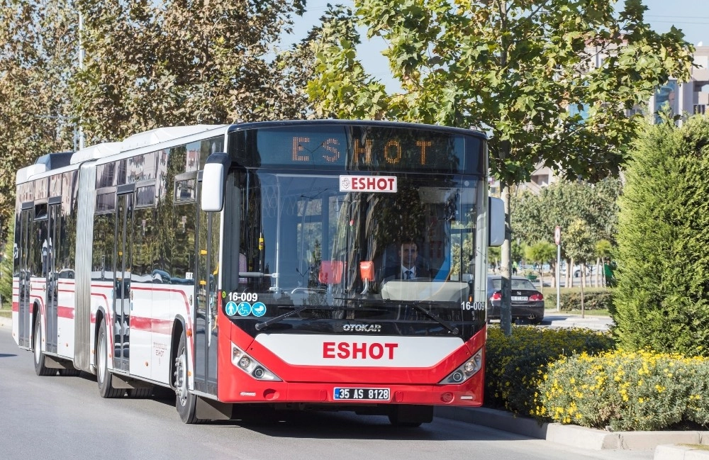 İzmirde Toplu Ulaşıma Seçim Ayarı