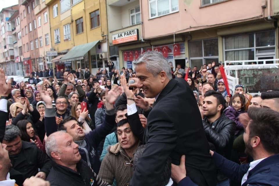 Coşkun Güven: “Yeniceyi Geleceğe Hazırlayacağız”