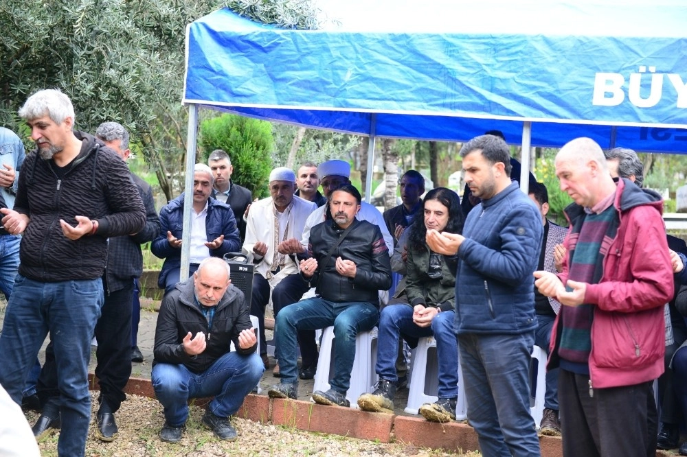 Murat Kekillinin Babası Adanada Toprağa Verildi