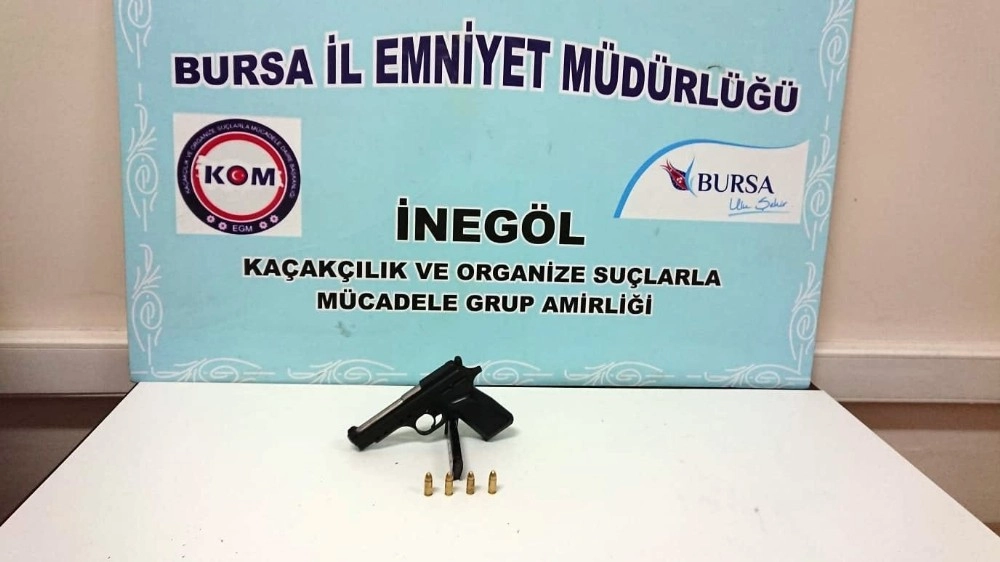 İnegölde Ruhsatsız Silah Ve Uyuşturucu Ele Geçirildi