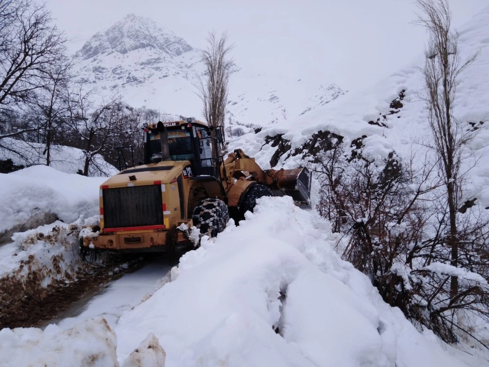 Hakkaride 19 Yerleşim Yeri Kapandı