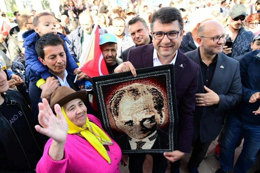 Bodrum Adayı Mehmet Tosun, Son Mitinginde Binlerce Kişiye Seslendi