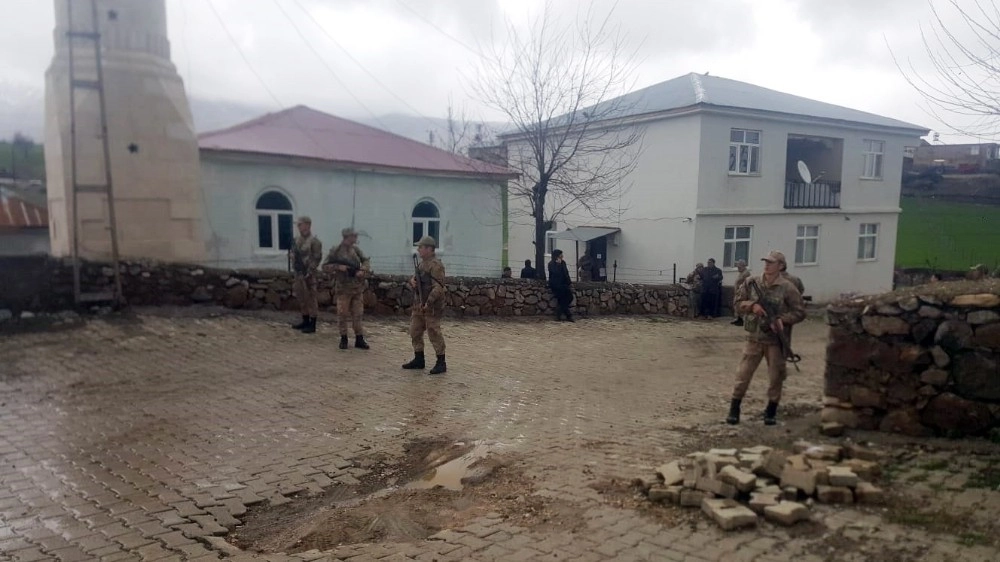 Çüngüşte Oy Kullanma Tartışması Kavgaya Dönüştü: 9 Yaralı