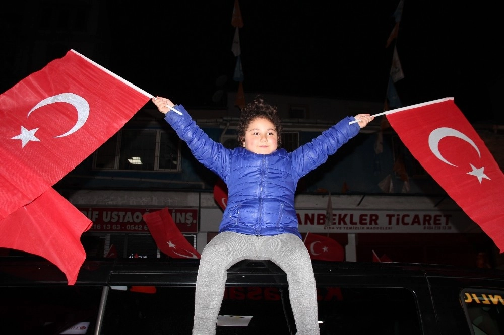 Giresunda Bir Yanda ‘Cumhur İttifakı Bir Yanda ‘Millet İttifakı Seviniyor