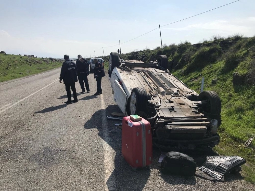 Şırnakta Trafik Kazası: 1İ Bebek 5 Yaralı