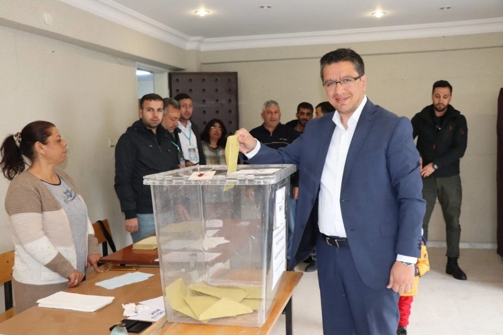 Öcalanın Memleketinde 30 Yıl Sonra Ak Parti Kazandı