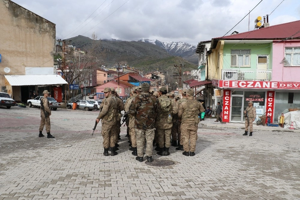 Spden Başkan Seçilen Adaya Saldırı: 3 Yaralı