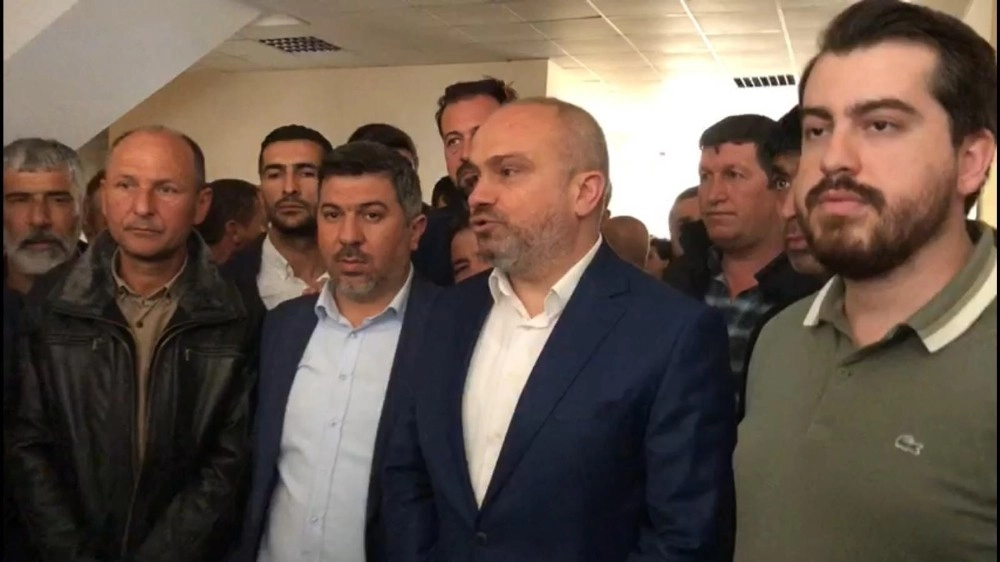 Manisa'da Yunusemre Belediyesi İyi Parti'den AKP aldı