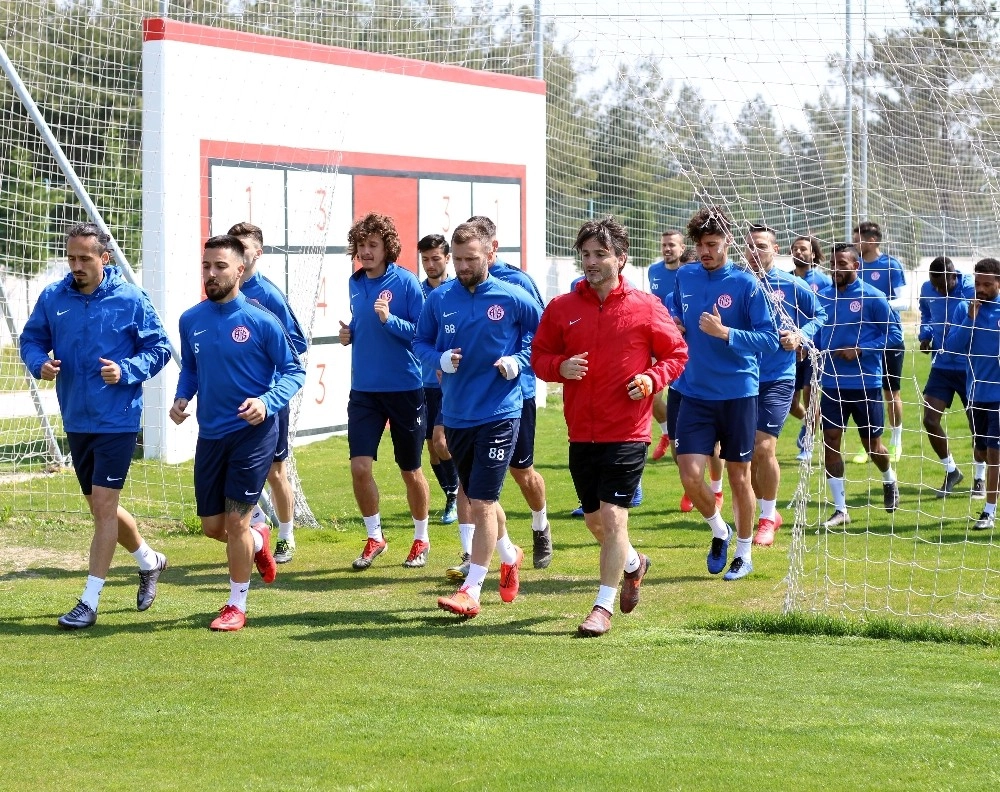 Antalyaspor Taktik Çalıştı