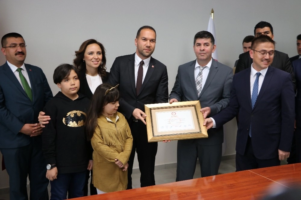 Niğde Belediye Başkanı Emrah Özdemir Görevine Başladı