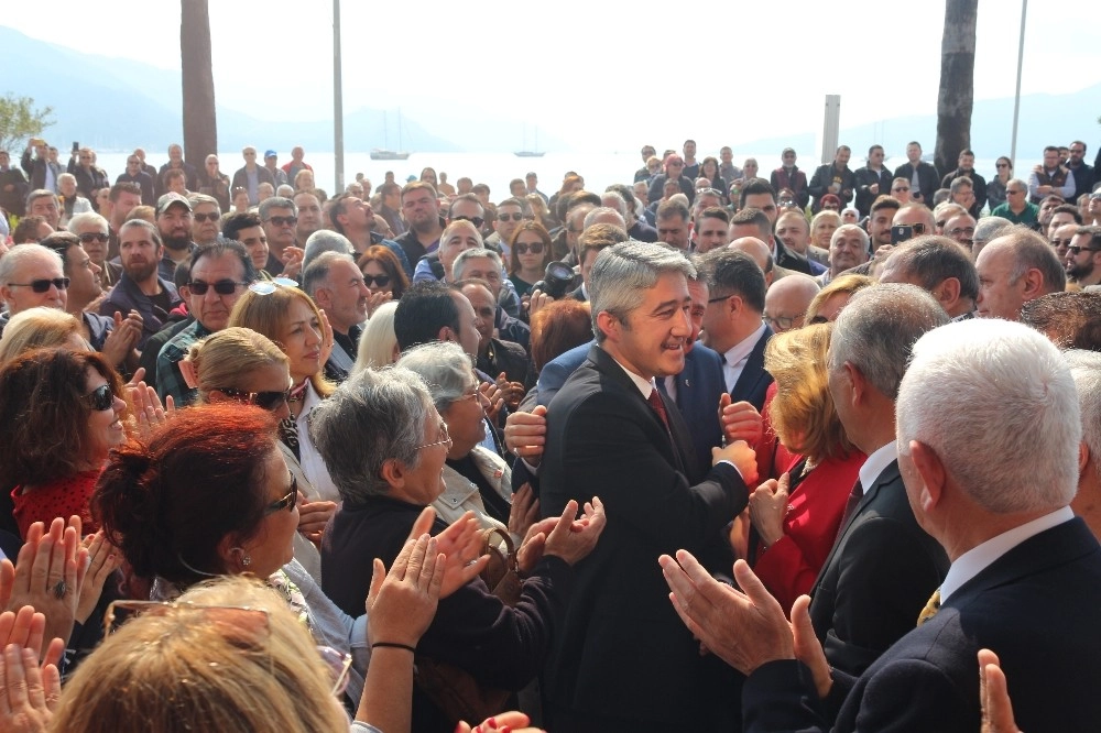 Marmaris Belediye Başkanı Mehmet Oktay Göreve Başladı