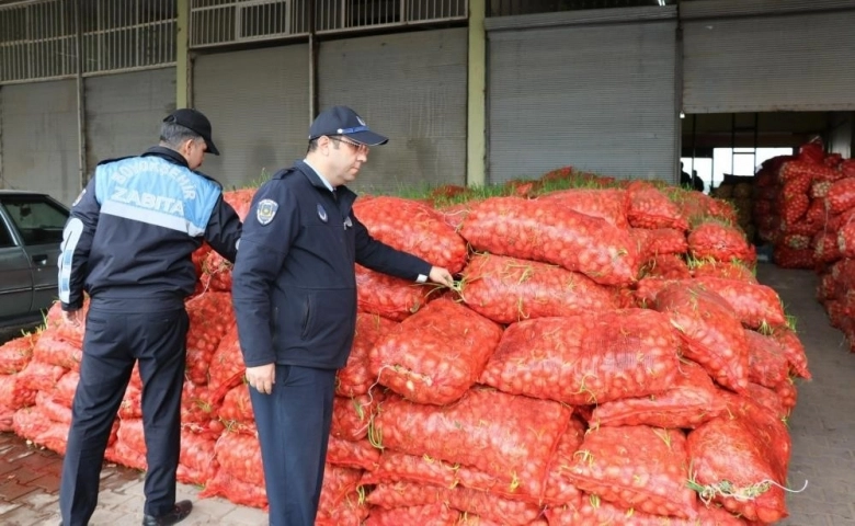 Şanlıurfa’da 22 ton çürümüş soğan ele geçirildi