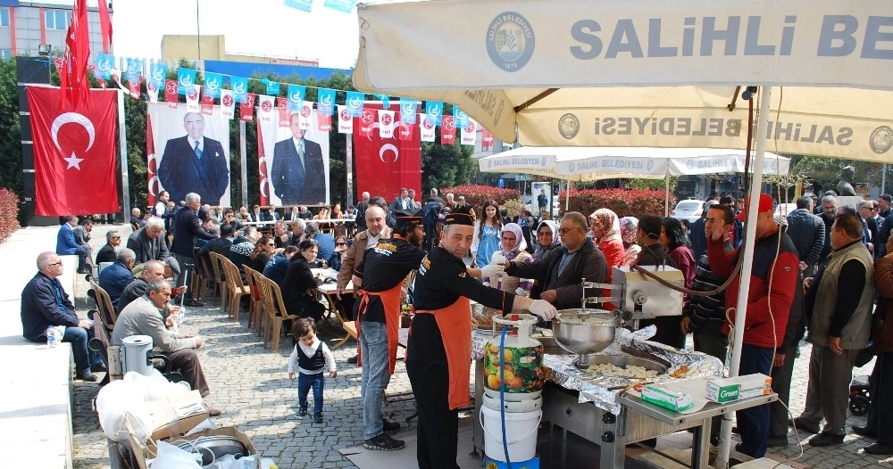 Salihlide Türkeş Anısına Lokma Döküldü