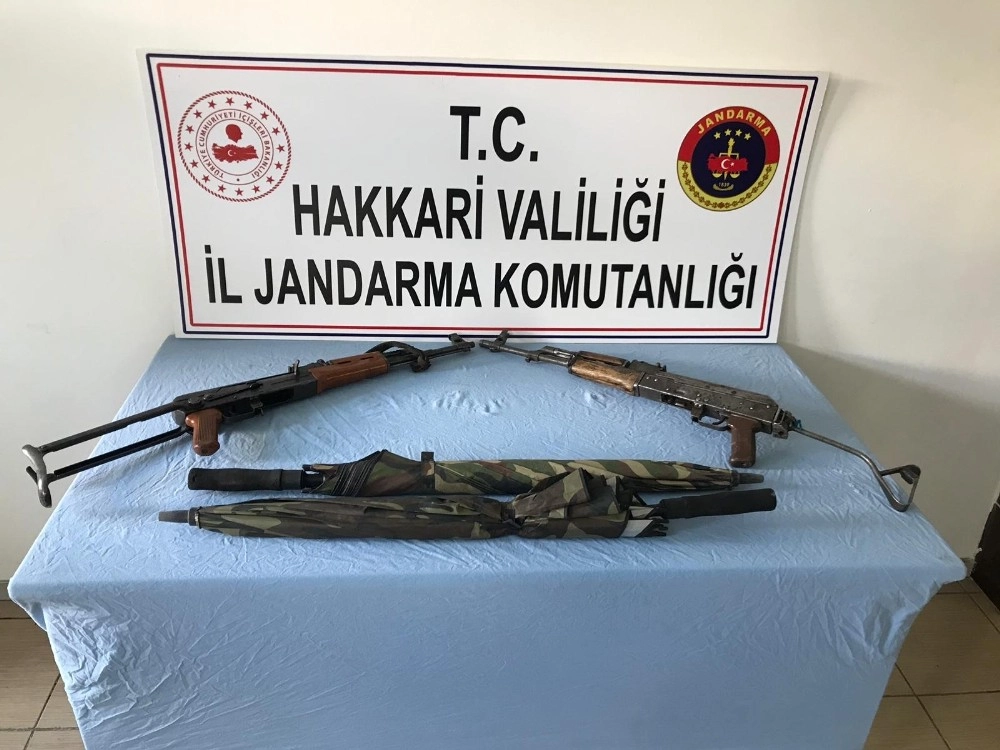 Hakkari Kırsalında Silah Ele Geçirildi