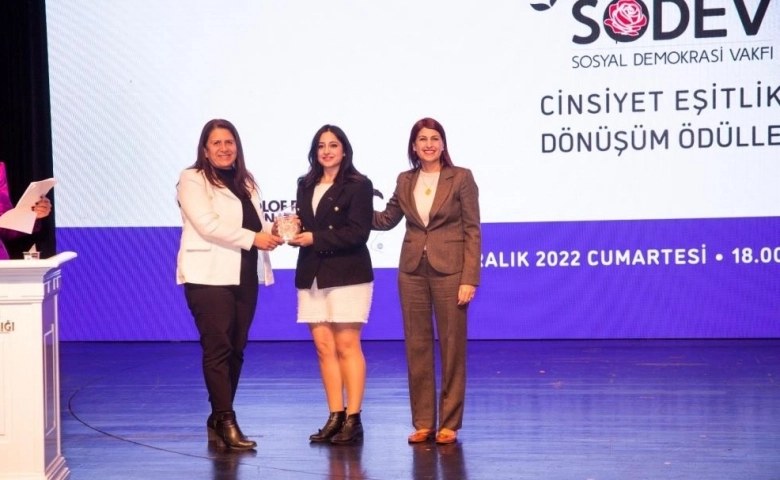 SODEV'den Mersin Büyükşehir'e ödül