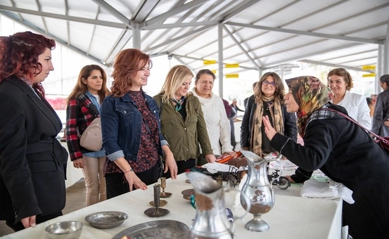 Mersin'in ilk 'Antika Pazarı' açıldı