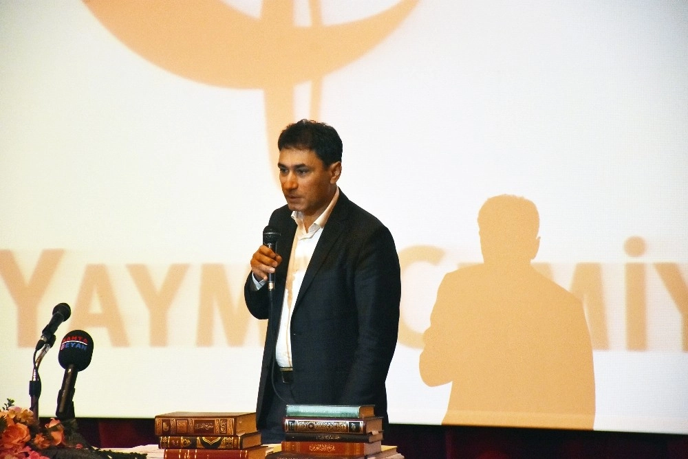 Kahtada “Prof. Dr. Fuat Sezgin” Konferansı