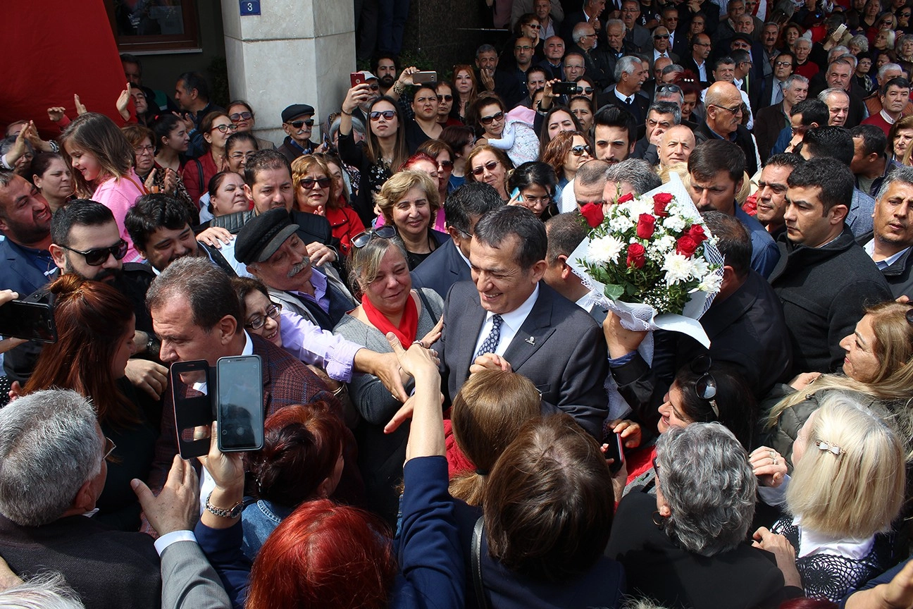 Mersin'de Yenişehir ve Mezitlinin CHP’li başkanlar güven veriyor