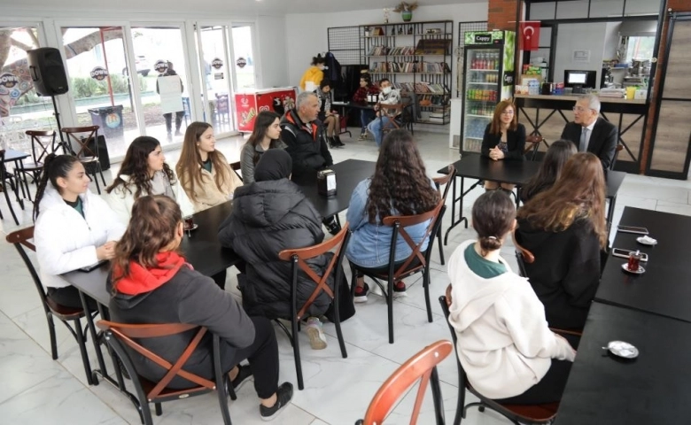 Başkan Tarhan: "Spor, eğitim hayatında önemli bir yere sahip"